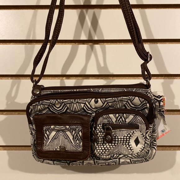Roxy Purse - Picture 1 of 4